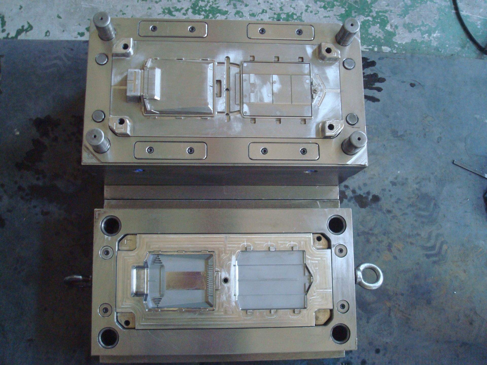 五金產(chǎn)品塑料殼模具及塑膠制品應用概述